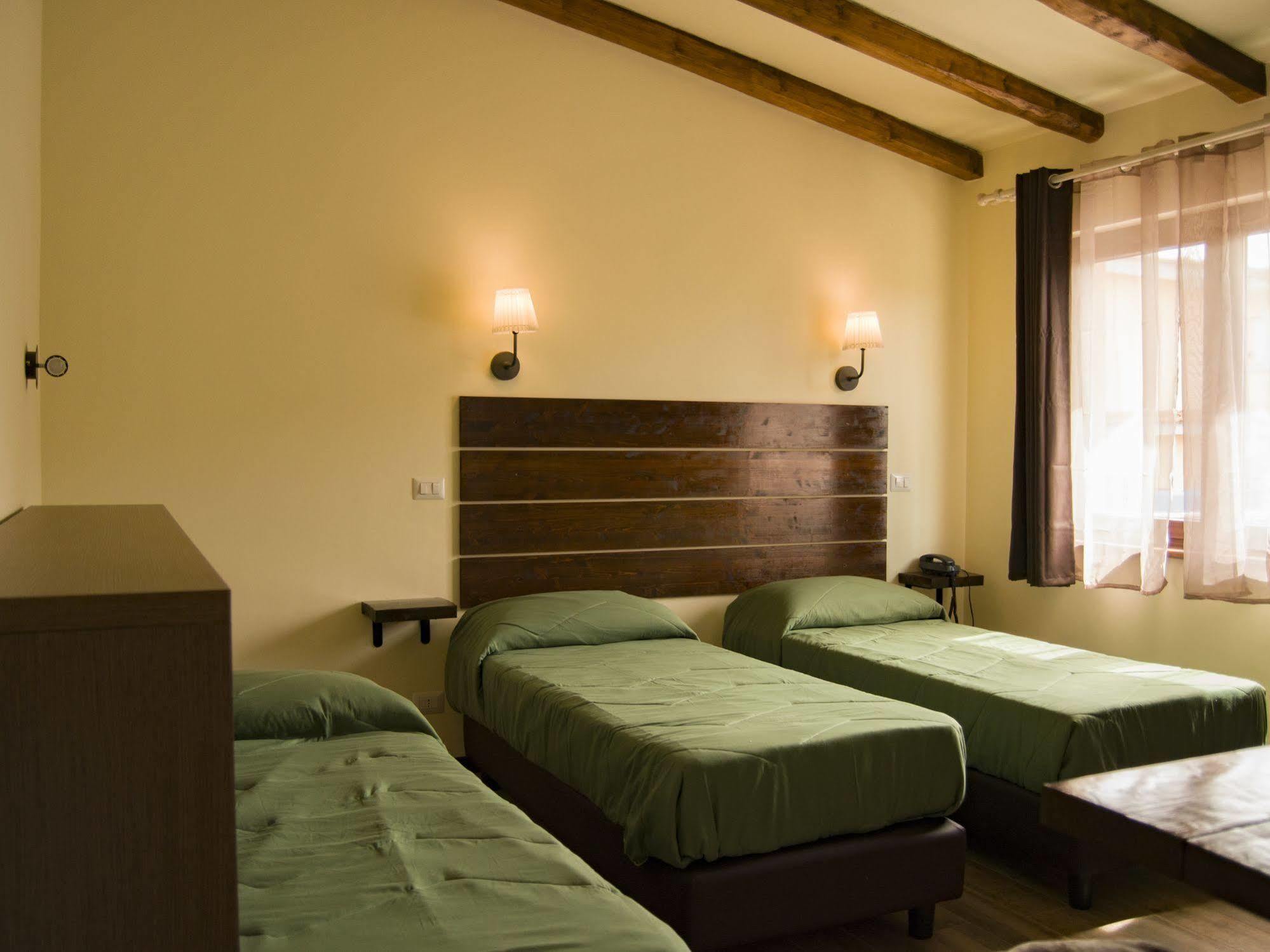 Sleep'N Go Hotel Fiumicino Luaran gambar