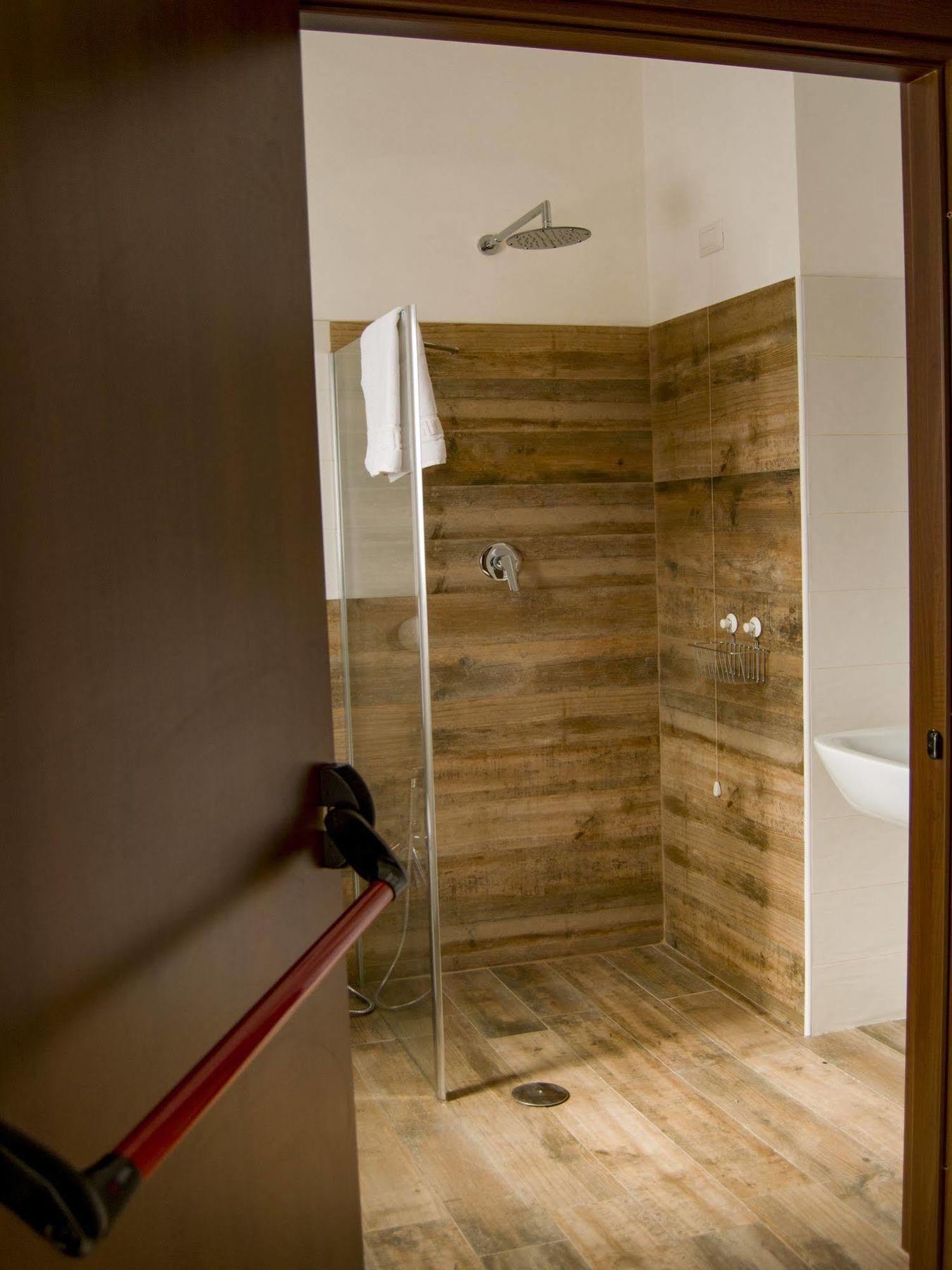 Sleep'N Go Hotel Fiumicino Luaran gambar