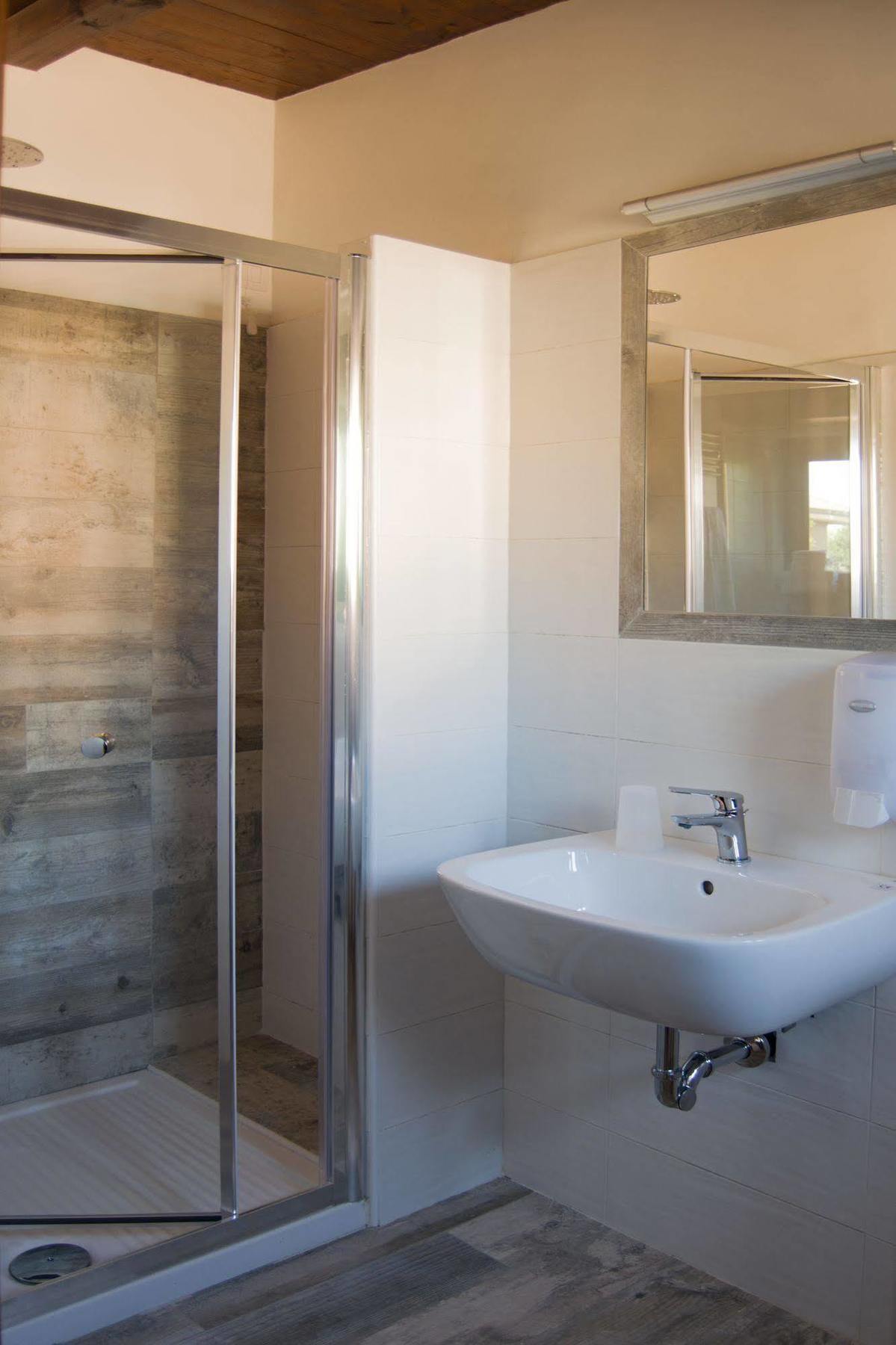 Sleep'N Go Hotel Fiumicino Luaran gambar